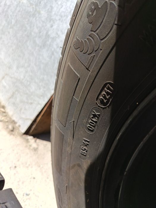 Anvelope vara 235 65 16c Michelin 2017 8mm
