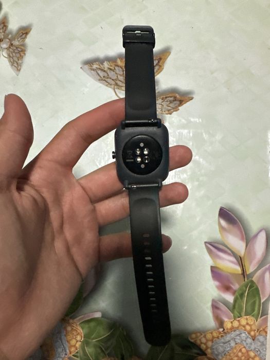 amazfit bip u pro часы