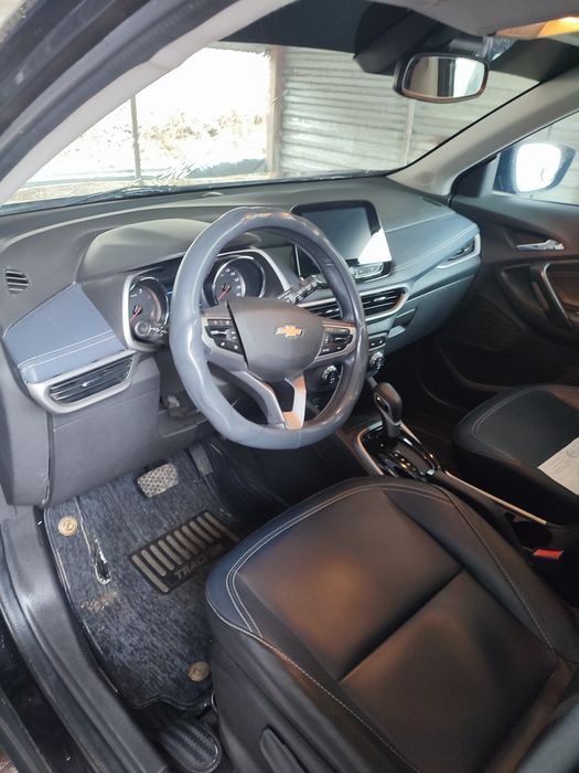 Трекер пример авто машинаси сотилади