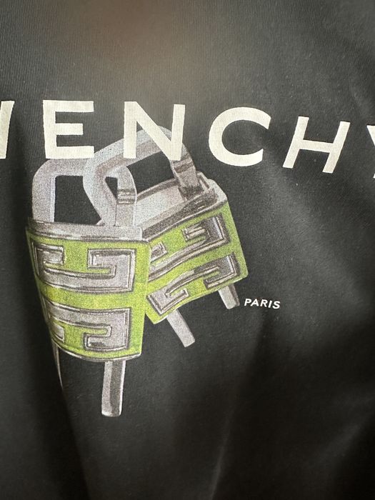 Tricou Givenchy M-L