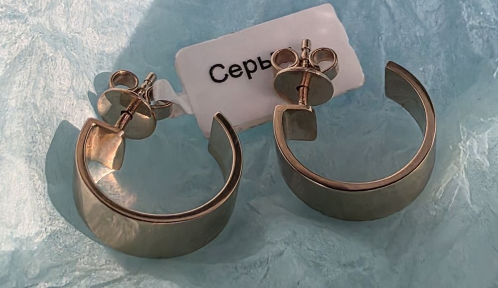 Красивые серьги-кольца из золота 585 пробы