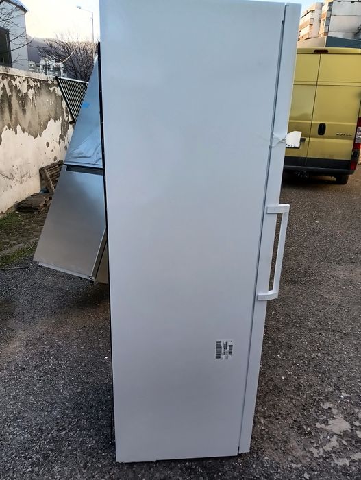 Чисто нов огромен  фризер Бош  Bosch No frost A+++ 2 години гаранция!