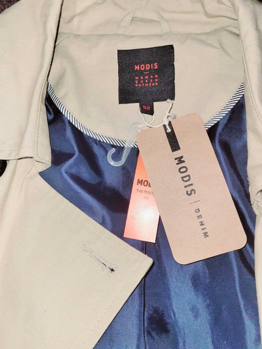 Плащ. (Тренч) новый