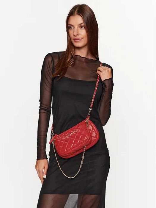 НОВА Дамска чанта Valentino