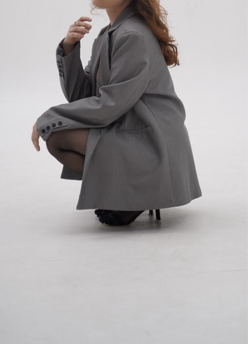 Кастюм қара көйлек бірге сатылады