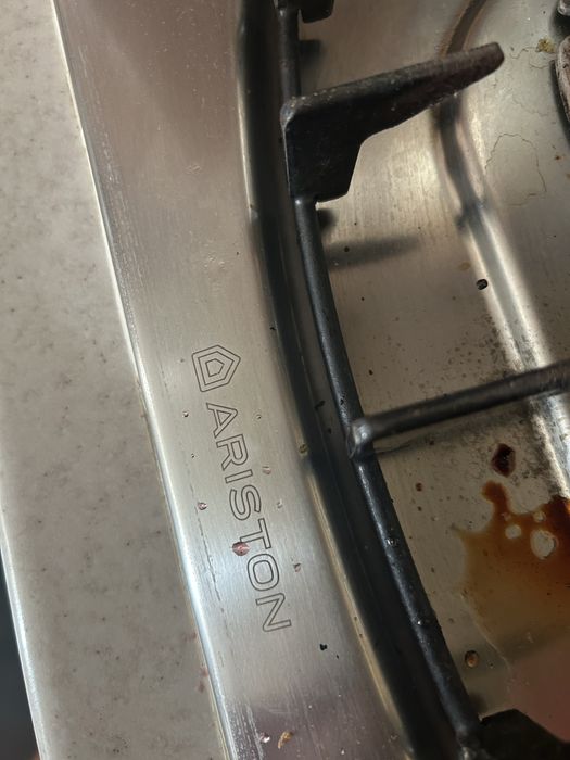 Продам кухню с техникой