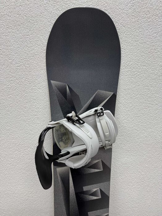 placa snowboard yes basic L161cm