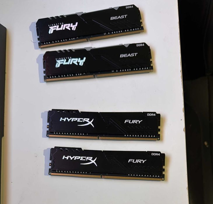 Memorie RAM DDR4 3200mhz /16 CL 4x8gb
