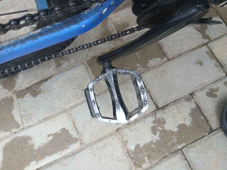 Cube 240 acid race series