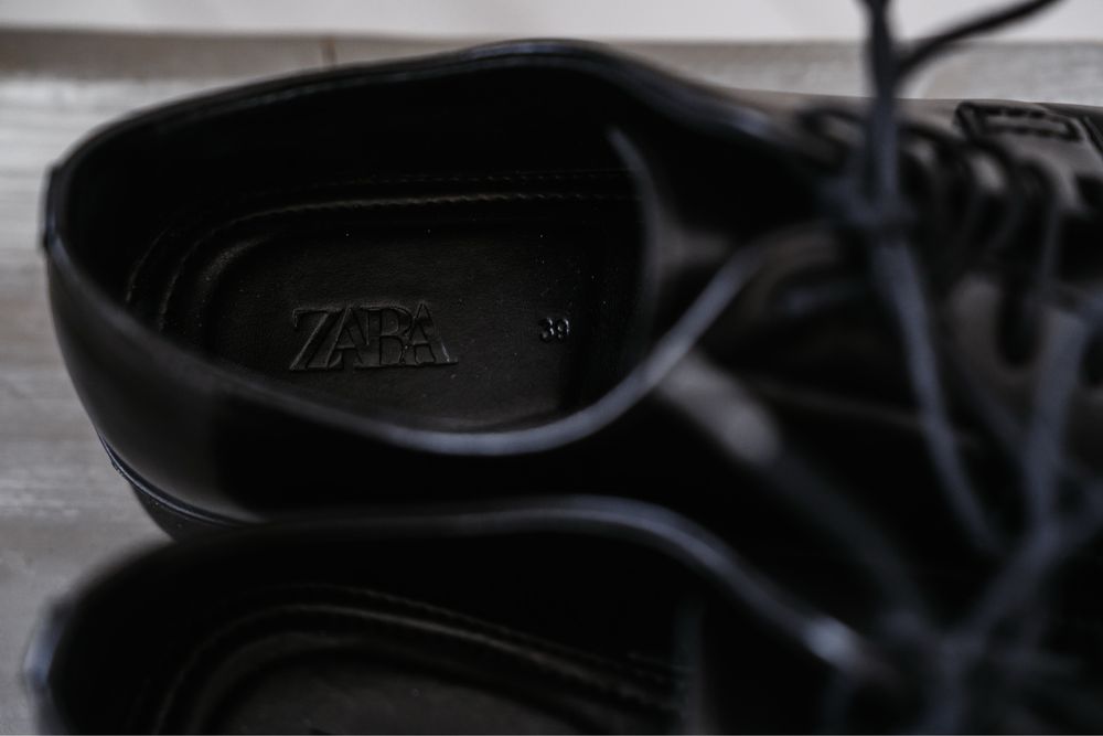 Pantofi Zara marimea 40