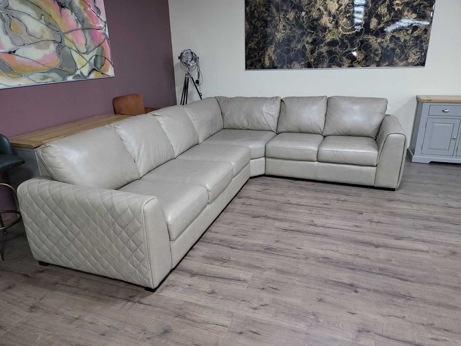Голям кремав кожен ъглов диван "Mazzini"