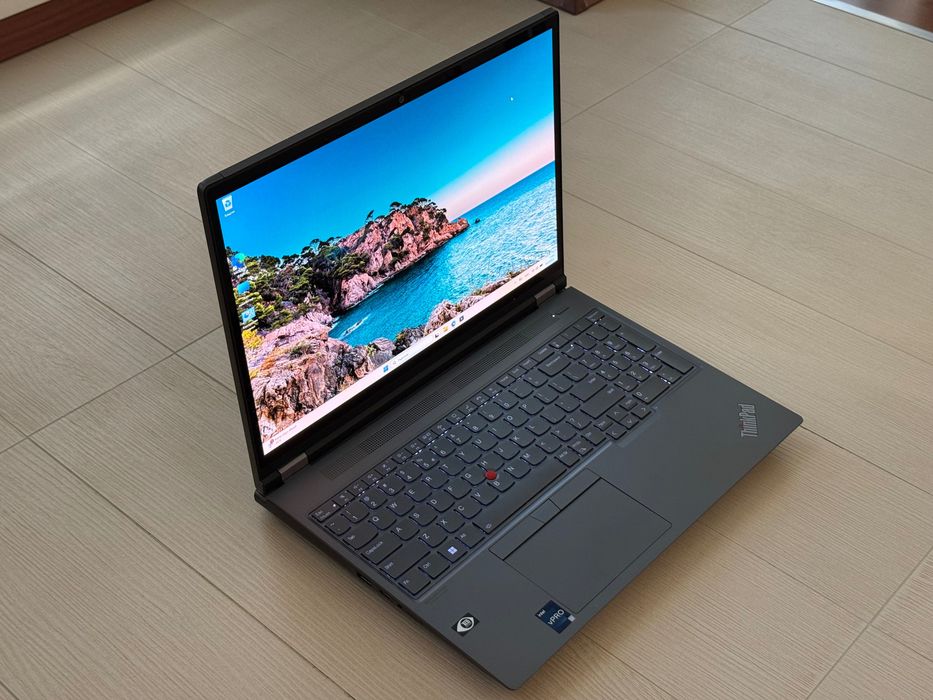 Топ Лаптоп 16’ UHD+4K Oled Touch i7-12850HX  Lenovo Thinkpad P16 Gen1  32GB DDR5  1TB SSD  RTX A1000