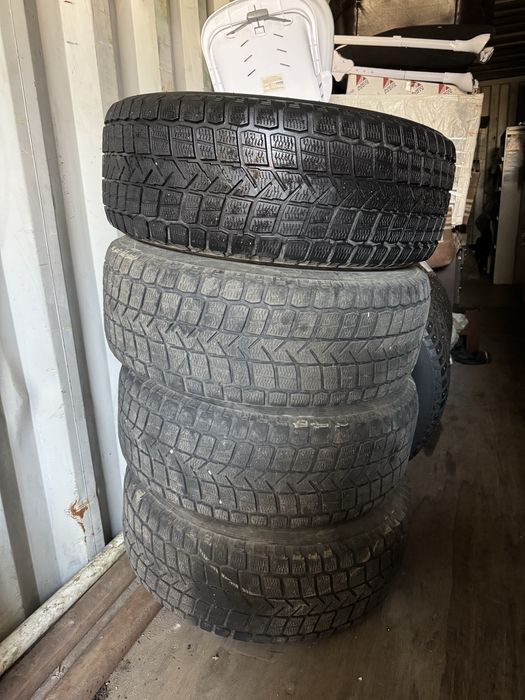 Резина зимняя r17