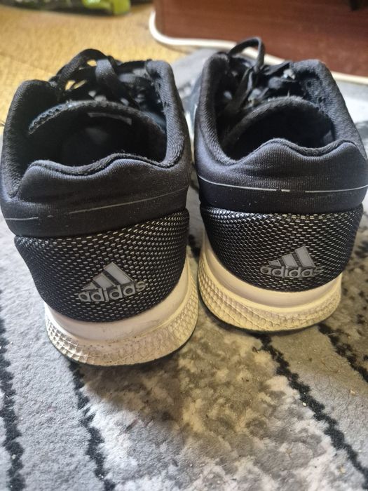 Маратонки adidas