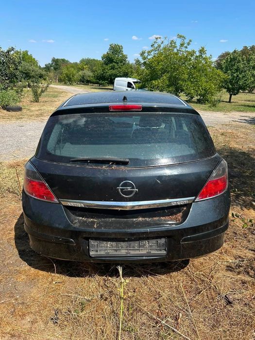Opel Astra H 1.7cdti 110кс на части