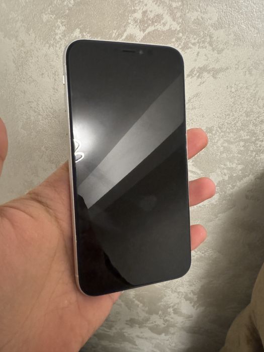 Iphone XR  89% baterie