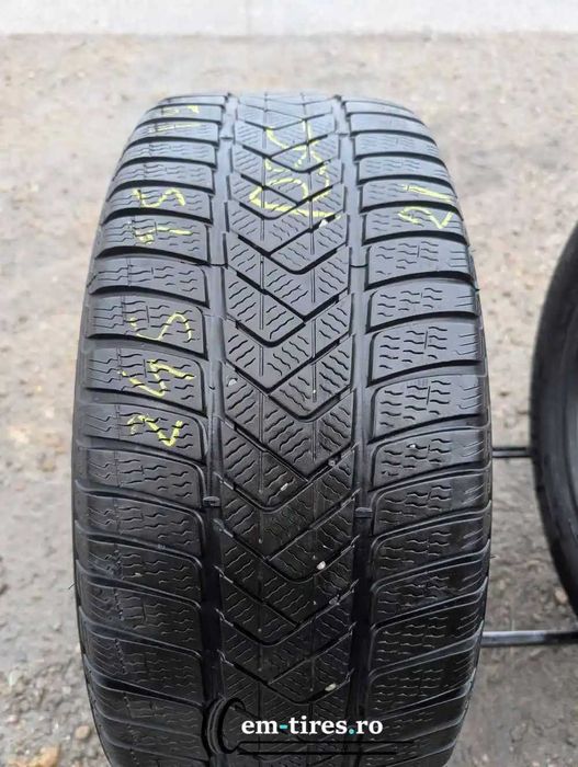 Anvelopa Iarna 245/45 R19 PIRELLI Sottozero 3 102V - Runflat