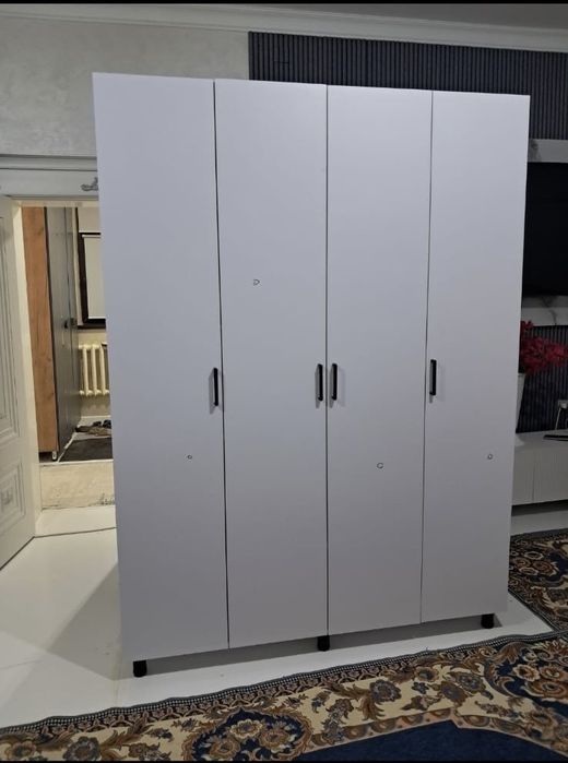 Шкаф сатылады новый
