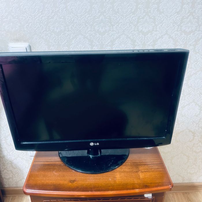 Продам телевизор LG
