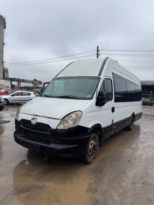 Dezmembrez Iveco Daily Euro 5 3.0 Manual 6 trepte, Locuri, Perne aer
