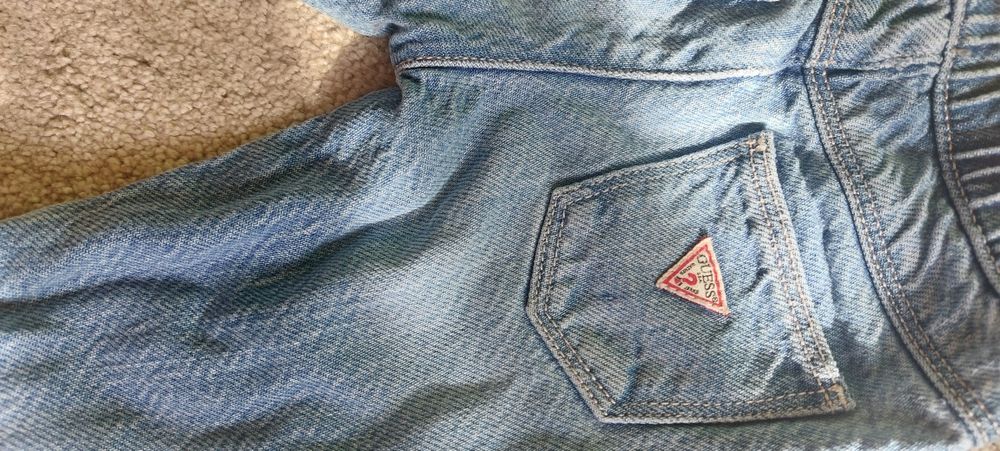 Сет за бебе GUESS 6/9 м
