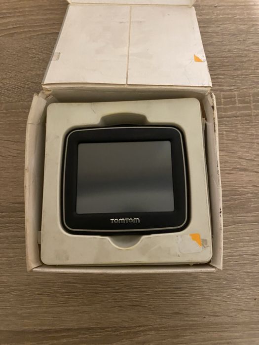 Навигация за кола tomtom 1-EX00