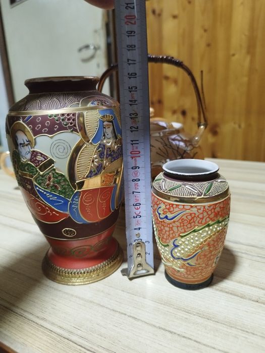 Японски вази ръчно рисувани
