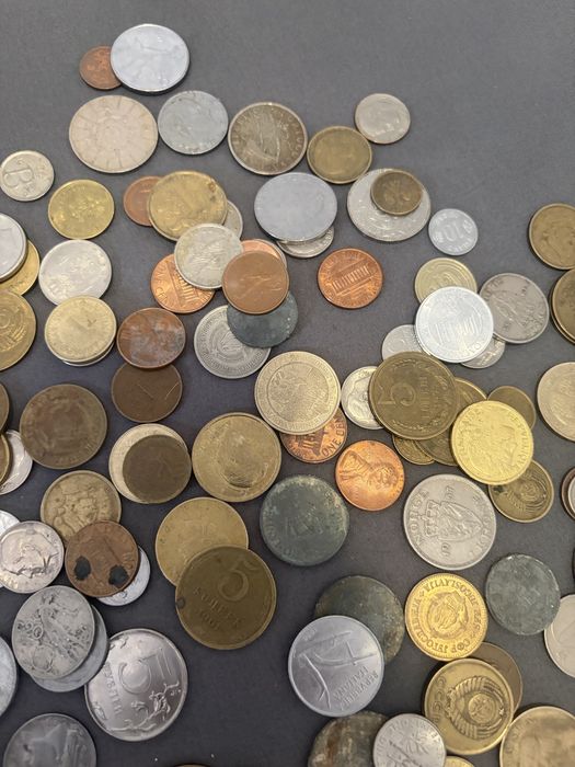 Lot 200 Monede Straini & Romania (Bancare, Regale, Piese Vechi)