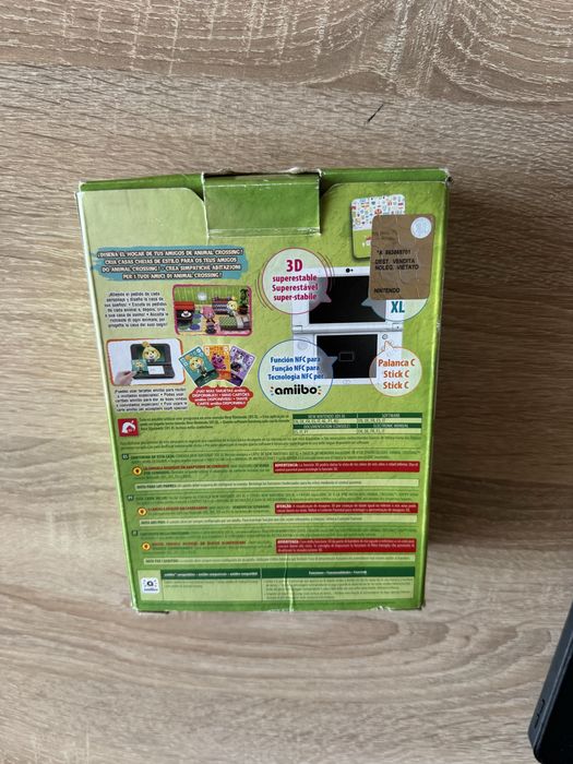 New Nintendo 3DS XL Animal Crossing Edition