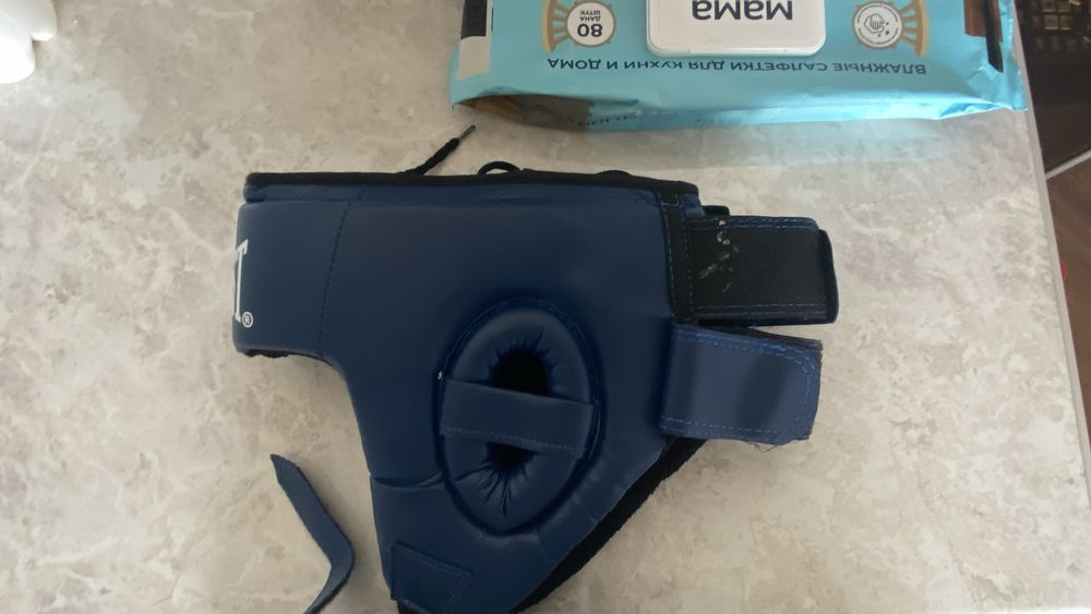 Шлем Everlast для бокса синий