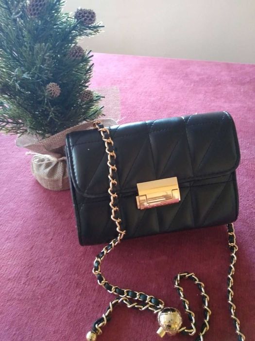 Елегантна чантичка