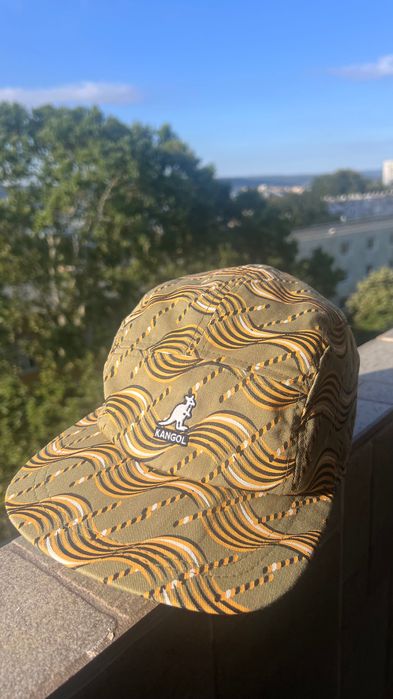 Шапка с две лица  Kangol Facewave  Reversible 5 Panel Cap