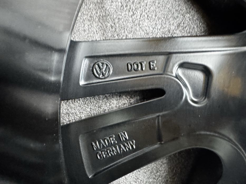 Jante originale VW Touareg III Nevada pe 20