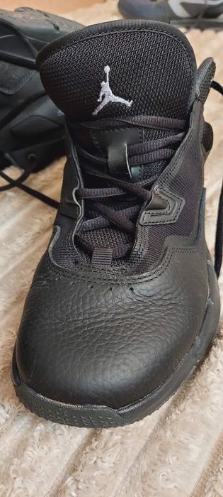 Зимни обувки Jordan