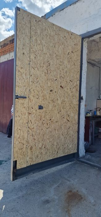 Продаётся гараж на 8 м-оне