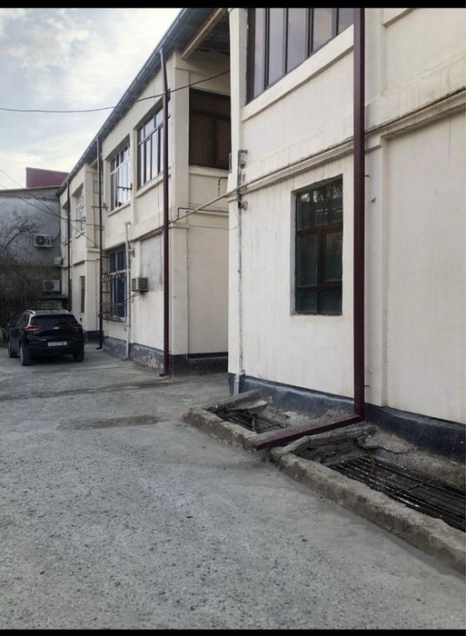 Продам 4 ком квартиру недалеко от Регистана,под нежил.2 окна на улицу: 105 000 у.е. - Sotish Samarqand на Olx
