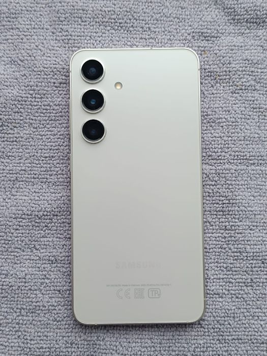 Продаю Samsung S24