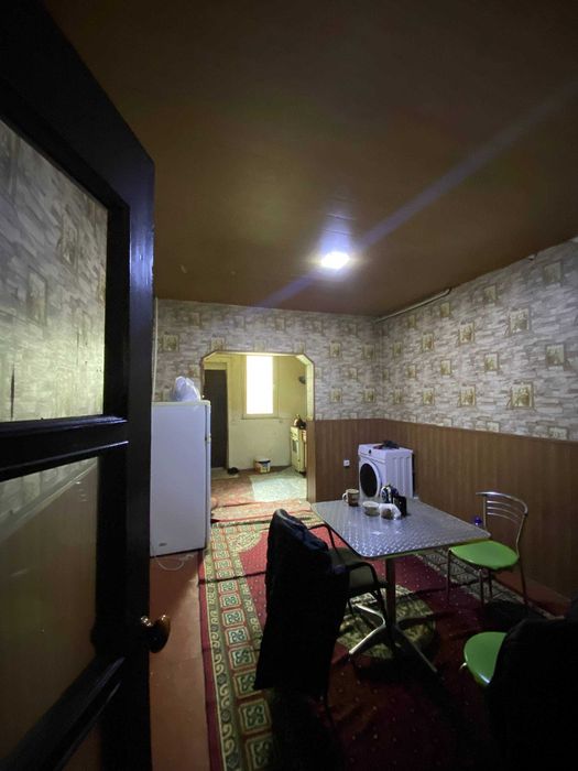 Срочно продается 4-х комн квартира Куйлюк массив-5, 4/1/5