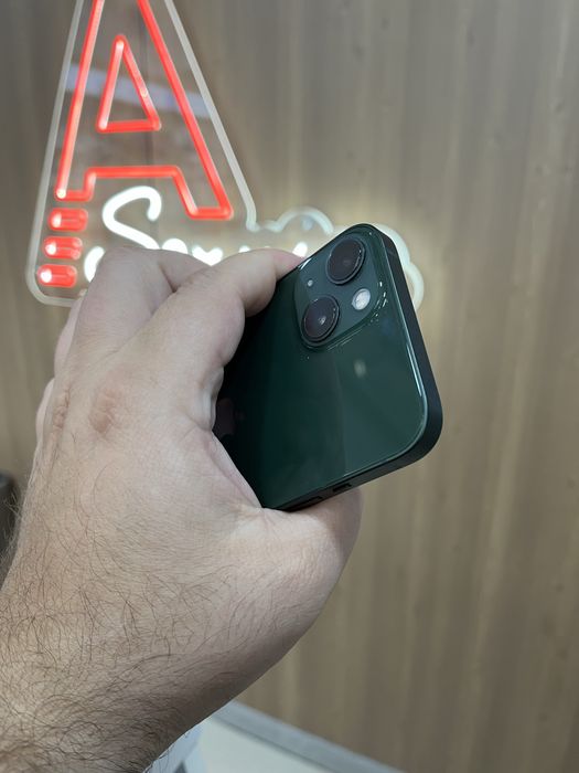 Iphone 13 256 GB в идеале.