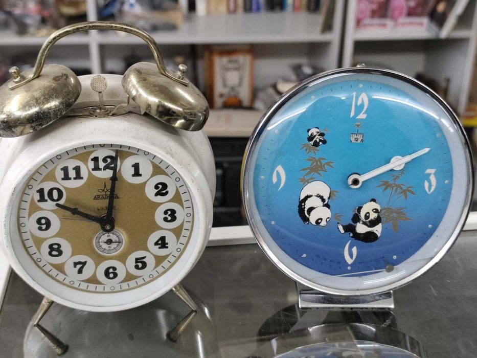 Лот Стар механичен часовник будилник Junghans kienzle haller 8 броя