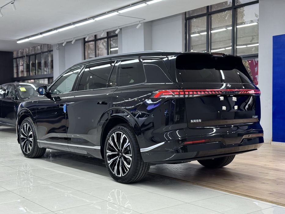 Dongfeng EP008 restayling