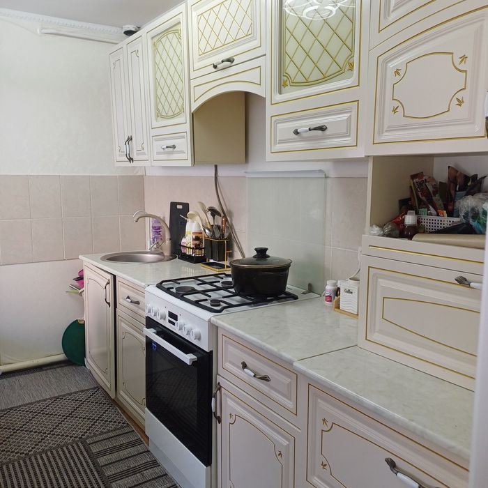 Кухонная гарнитура