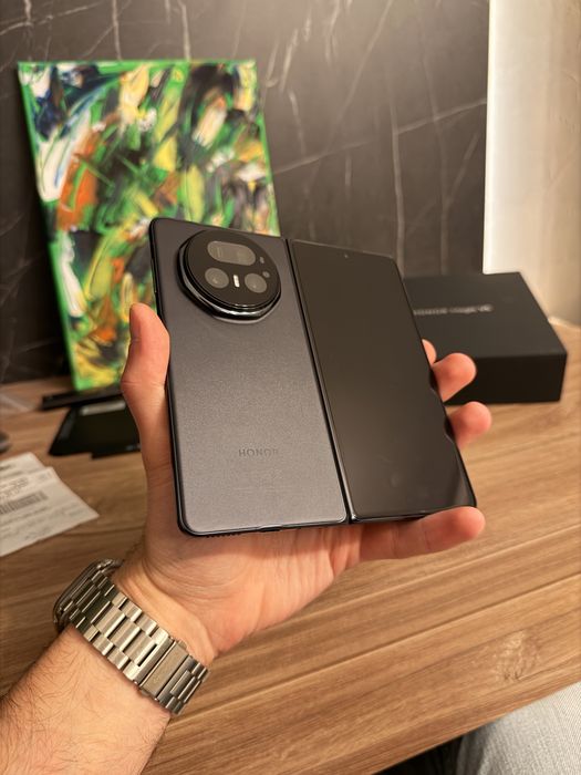 Honor Magic V5 - 512GB - Black - Garantie - Full Box + Casti + 9 huse | IMPECABIL