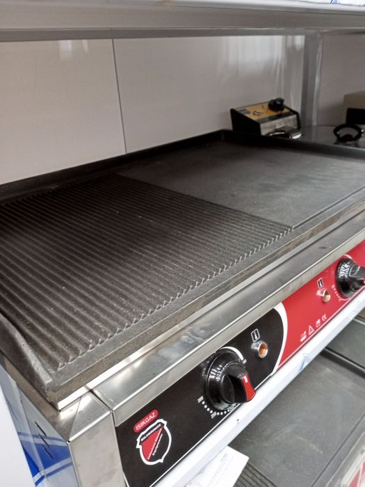 Ezgara kaklit va boshqa turdagi mahsulotlarni pishirib beradigan uskun