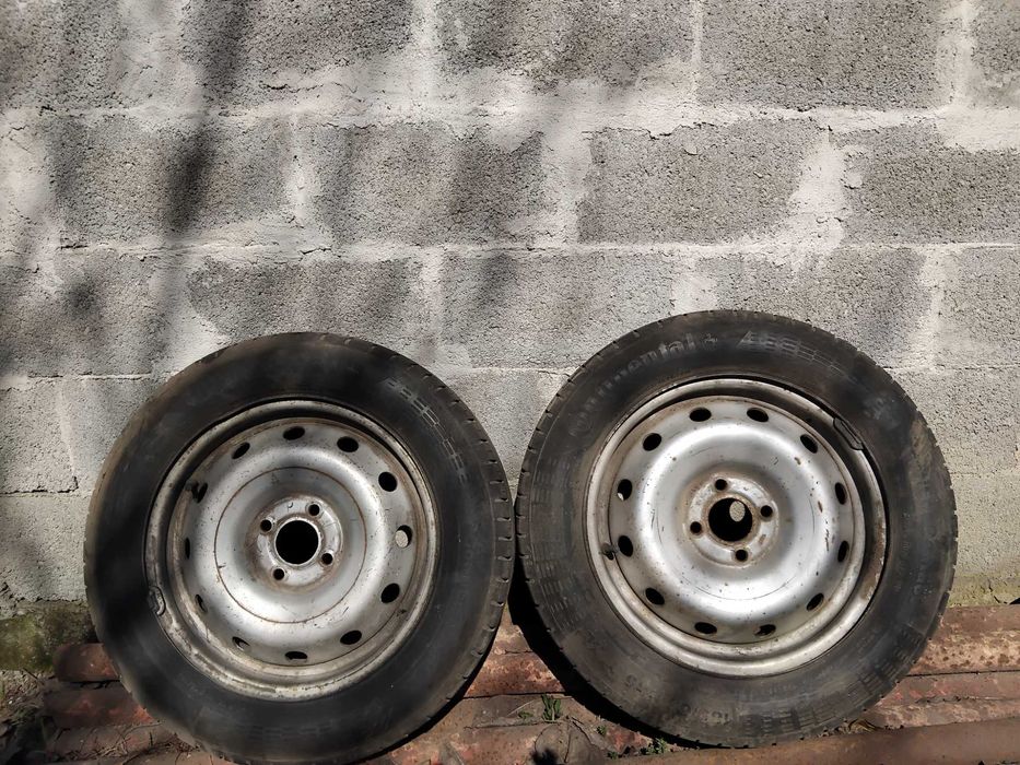 Vând roți vară DACIA - 185/65 r15 - 375 lei / perechea.