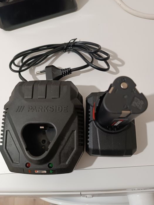 12 V - 4.5 Ah Зарядно устройство Parkside/ Парксайд