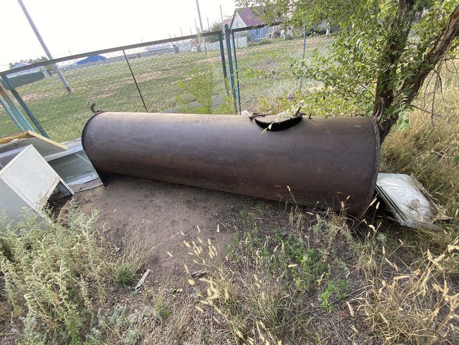 металическая емкость