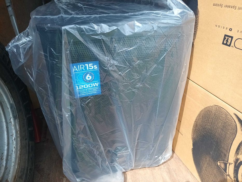 PRESONUS Активен бас 15'' Неупотрбяван.