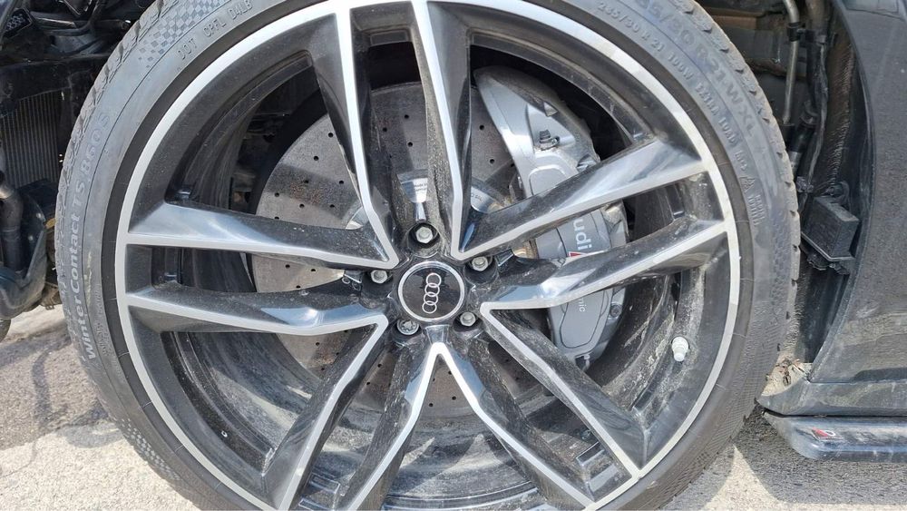 Audi s8 D4 plus 98000km. На части