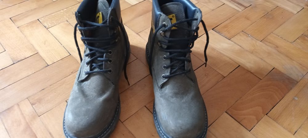 Работни ботуши caterpilar